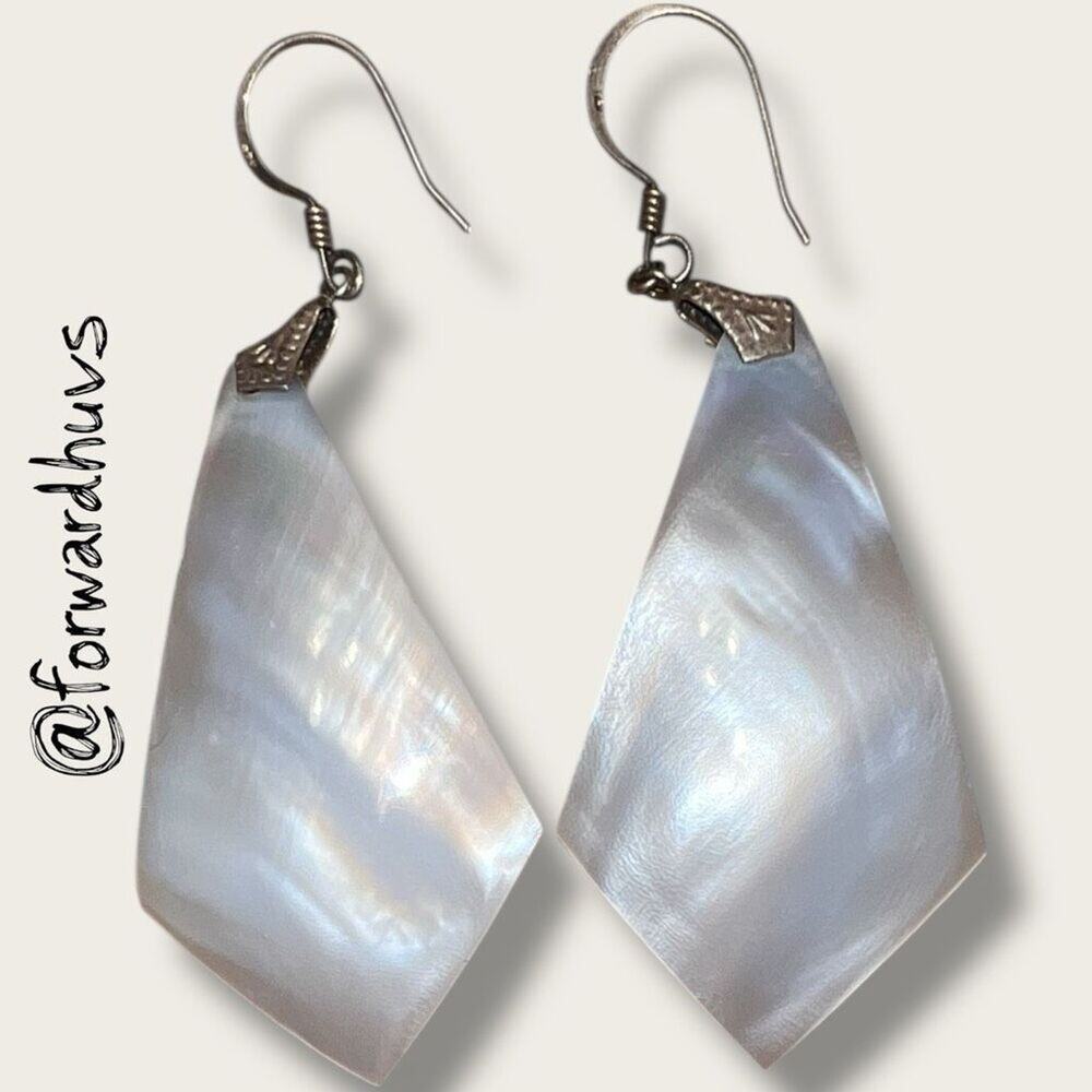 Sterling Silver Mother of Pearl Earrings – Diamond Cut – 925 Fishhook Wires